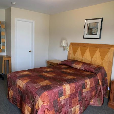 Nitey Nite Motel South Windsor Экстерьер фото
