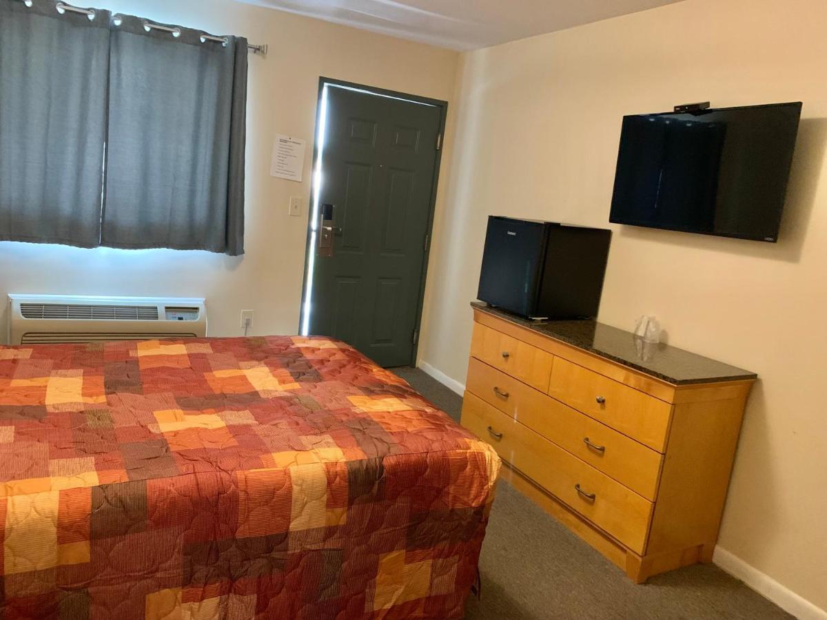 Nitey Nite Motel South Windsor Экстерьер фото